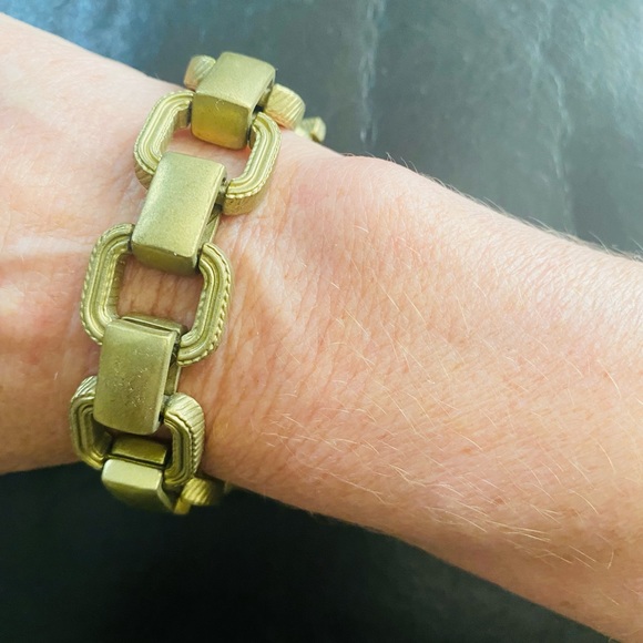 Chunky brass link bracelet - Picture 3 of 3